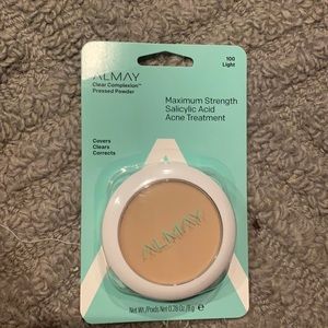 Almay 100 light , brand new in box